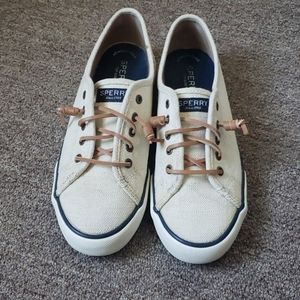 🌹🥀Women's Sperry Sneakers size 8M🥀🌹